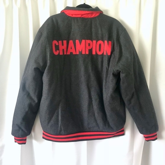 Champion Collection Edition Big C Logo & Back Logo Reversible Puffer Jacket - Picture 8 of 8